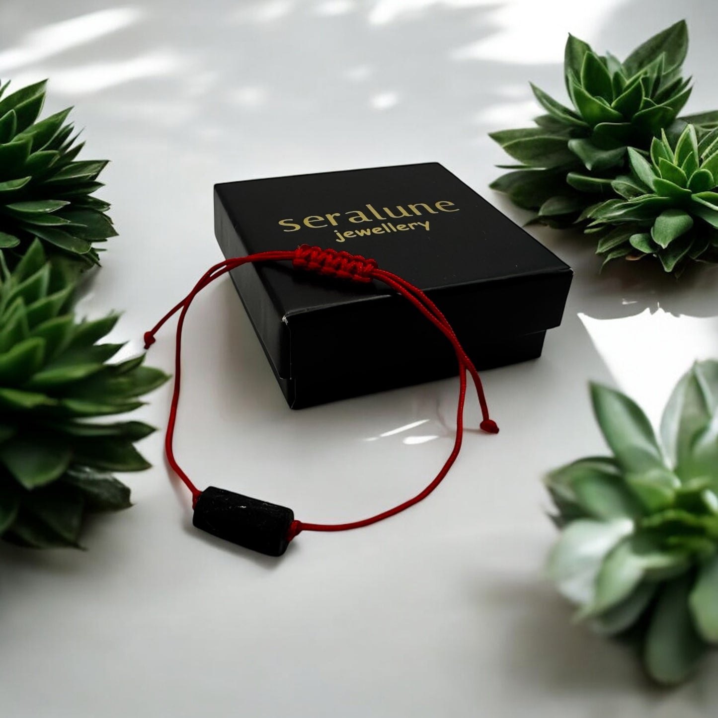 Bransoletka Ochronna Czarny Turmalin Czerwony Sznurek