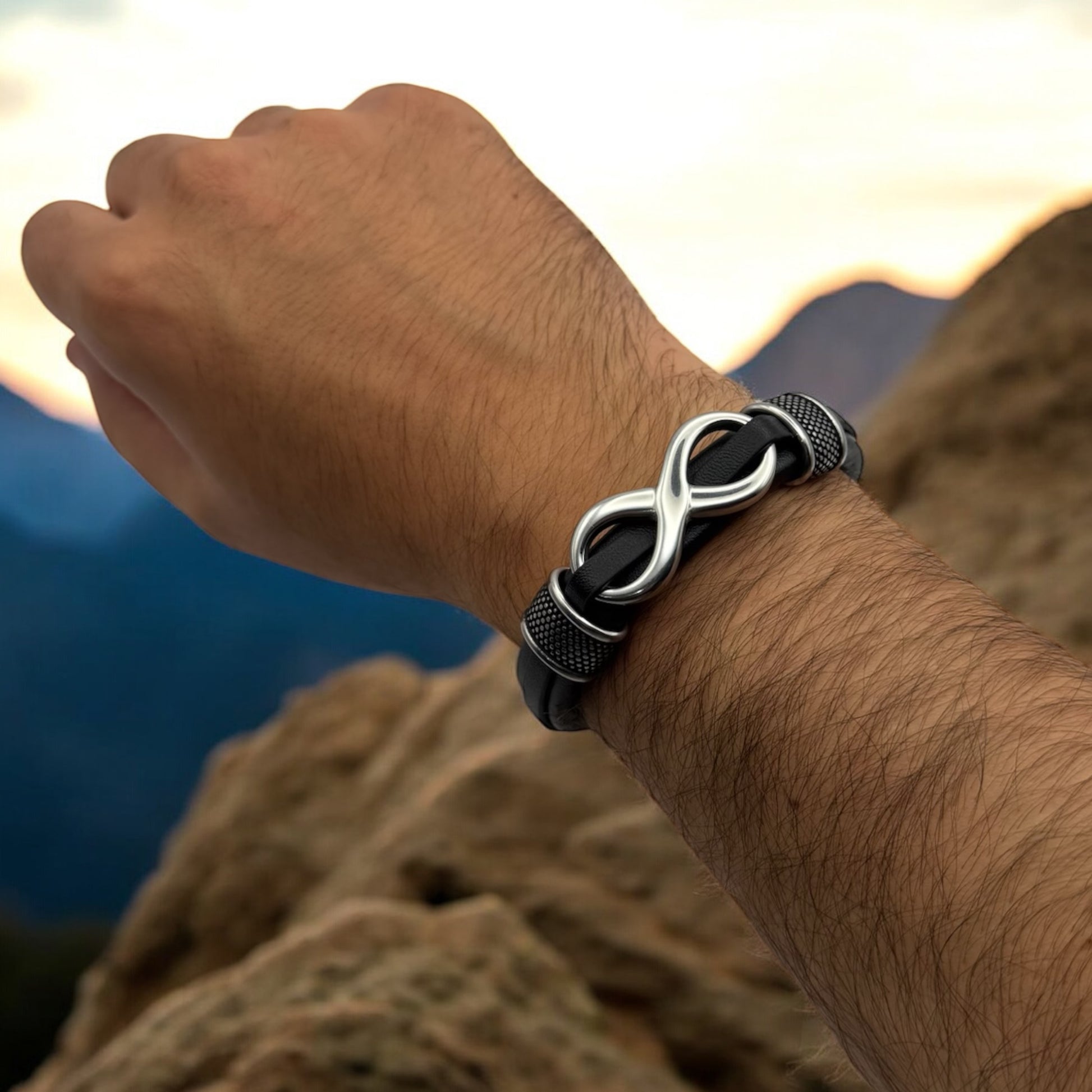 Bransoletka Skorzana Meska Stal Chrom Nieskończoność Magnetyczna