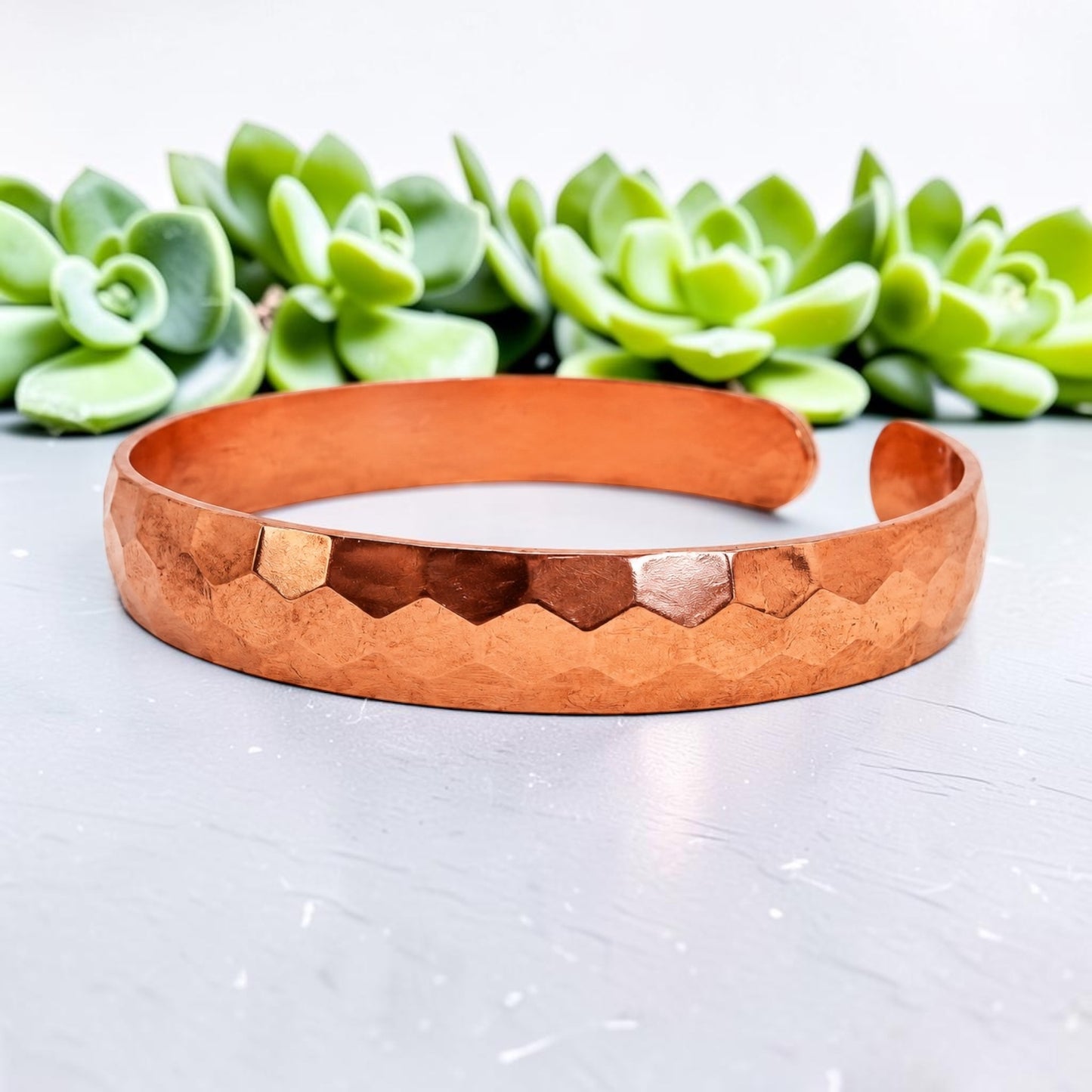 Bransoletka Zdrowotna Miedziana Młotkowana 10mm Bangla Unisex
