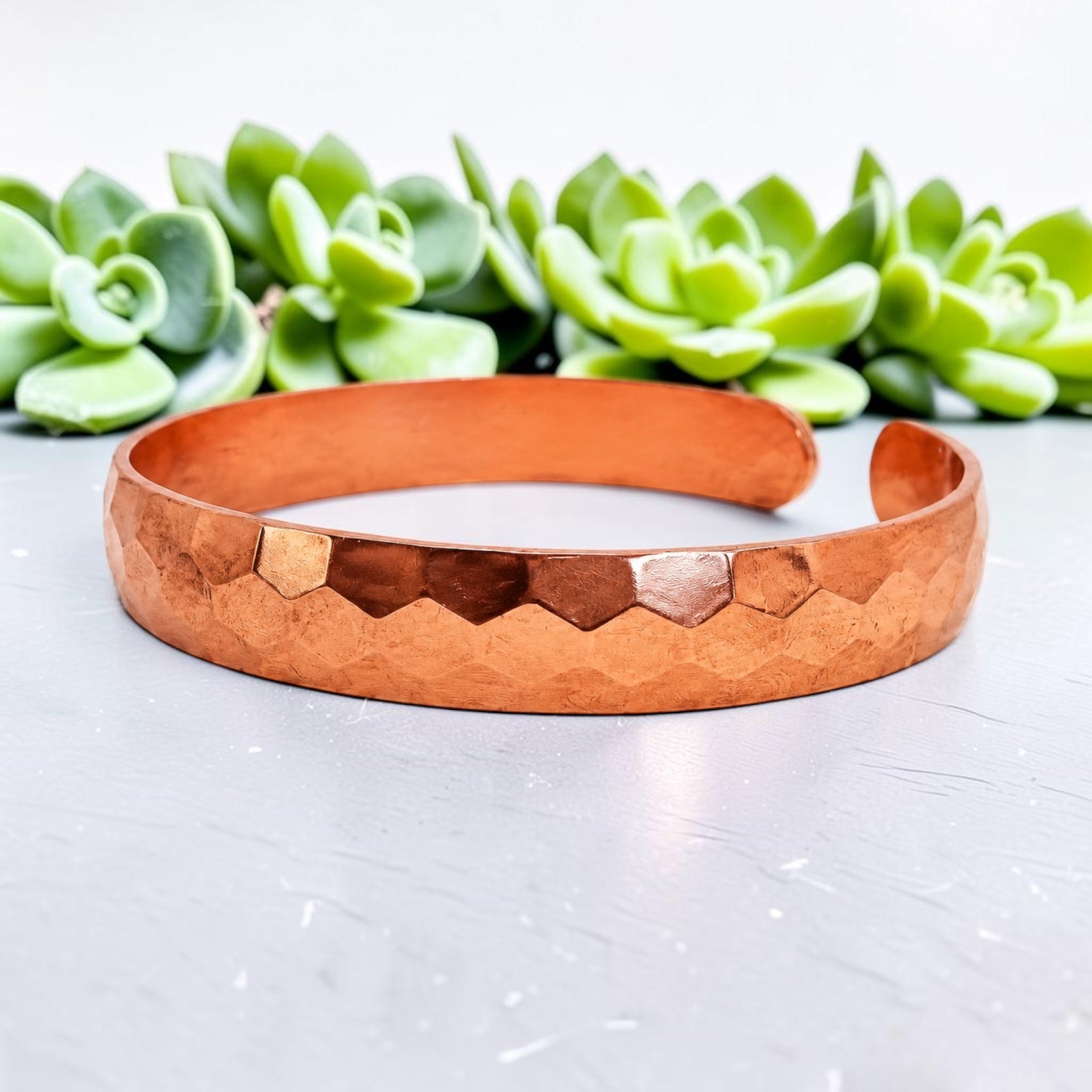 Bransoletka Zdrowotna Miedziana Młotkowana 10mm Bangla Unisex